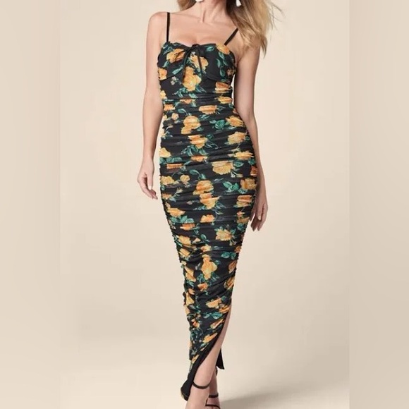 VENUS Dresses & Skirts - Black and Yellow Floral Bodycon Dress